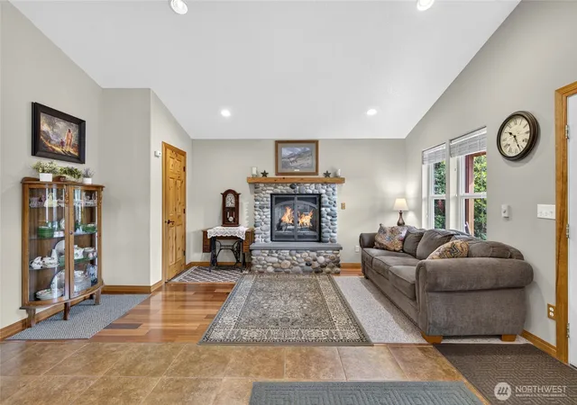 Photo 4 of Sale Pending at 20301 Crane Pl, Ocean Park, WA 98640 | MLS# NWM2559764 | Listing updated on 2026-09-25
