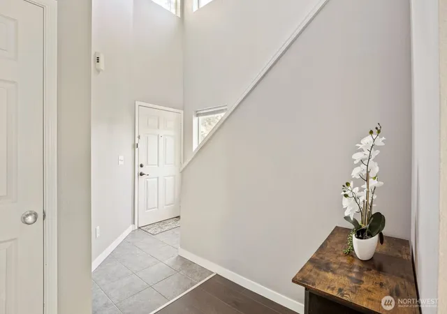 Photo 4 of Single family home for sale at 303 Pike St SE #102, Auburn, WA 98002 | MLS# NWM2559768 | Listing updated on 2026-09-23