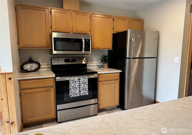Photo 4 of Condo for sale at 667 4th Street NE #L301, East Wenatchee, WA 98802 | MLS# NWM2559771 | Listing updated on 2026-09-23