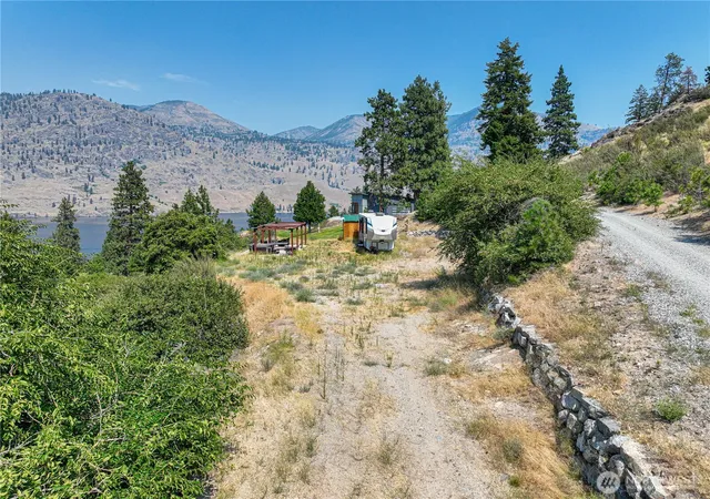 Photo 3 of Land for sale at 83 Bella Vista Ln, Chelan, WA 98816 | MLS# NWM2559788 | Listing updated on 2026-09-23