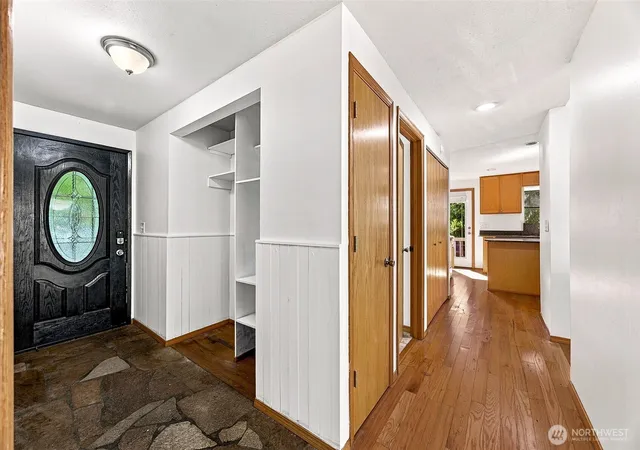 Photo 3 of Sale Pending at 21204 SE 265th Street, Maple Valley, WA 98038 | MLS# NWM2559834 | Listing updated on 2026-09-25