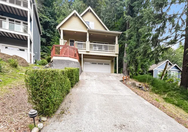 Photo 1 of Single family home for sale at 38 Rose Ridge Loop, Bellingham, WA 98229 | MLS# NWM2559838 | Listing updated on 2026-09-24