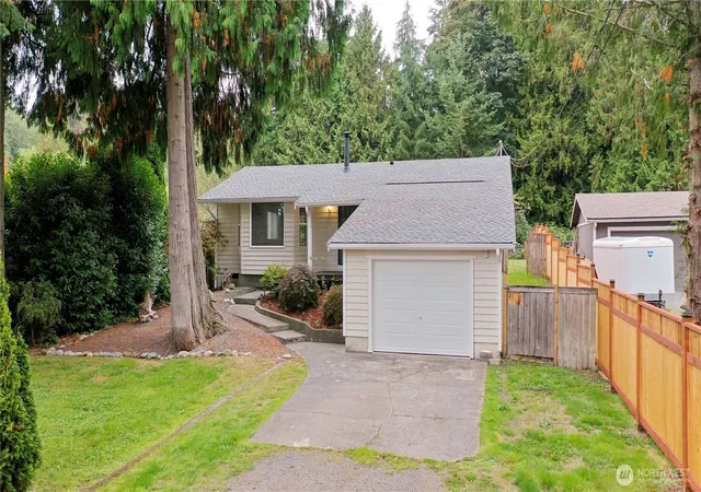 Photo 3 of Single family home for sale at 16420 W Lake Goodwin Rd, Stanwood, WA 98292 | MLS# NWM2559846 | Listing updated on 2026-10-20