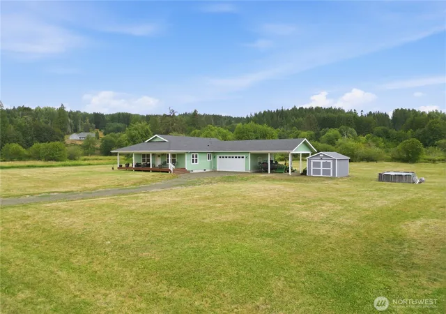Photo 3 of Single family home for sale at 185 Lilly Wheaton Rd, Raymond, WA 98577 | MLS# NWM2559867 | Listing updated on 2026-09-23