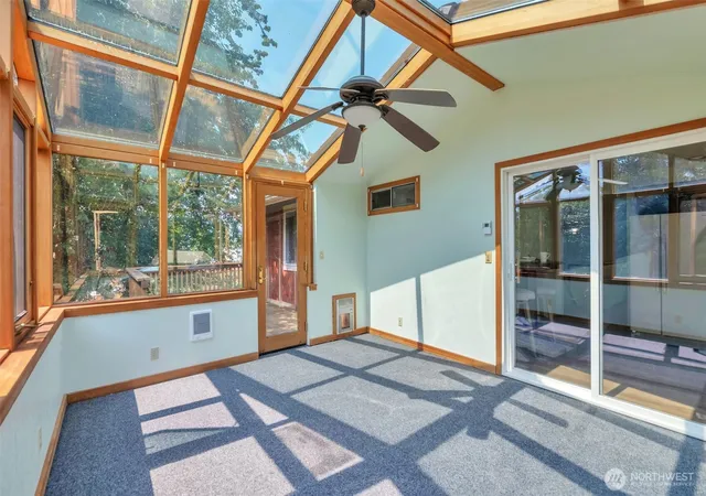 Photo 4 of Single family home for sale at 32007 Palace Ct, Carnation, WA 98014 | MLS# NWM2559870 | Listing updated on 2026-10-01