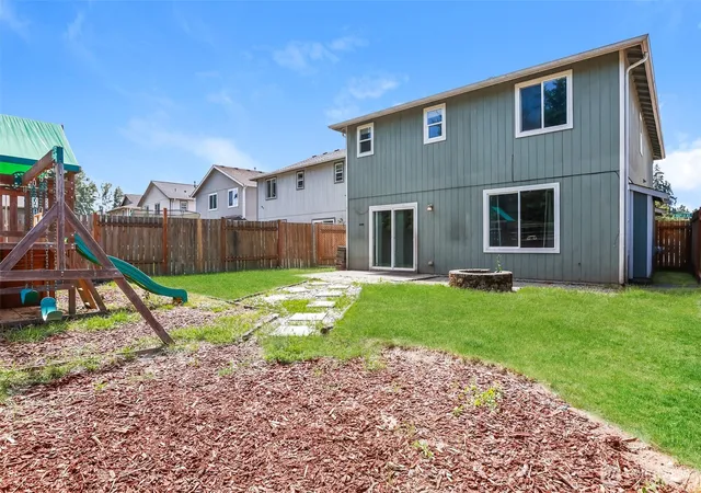 Photo 4 of Single family home for sale at 4919 106th Street NE, Marysville, WA 98270 | MLS# NWM2559908 | Listing updated on 2026-09-21