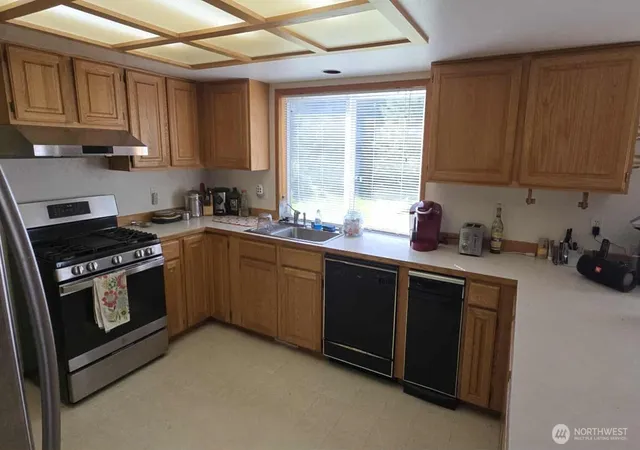Photo 3 of Sale Pending at 4244 Duckabush Rd, Brinnon, WA 98320 | MLS# NWM2559928 | Listing updated on 2026-09-25