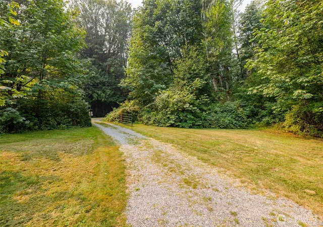 Photo 3 of Sale Pending at 59741 Rockport Cascade Rd, Marblemount, WA 98267 | MLS# NWM2559929 | Listing updated on 2026-10-01