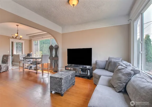 Photo 2 of Single family home for sale at 916 23rd Avenue S, Seattle, WA 98144 | MLS# NWM2559931 | Listing updated on 2026-10-01