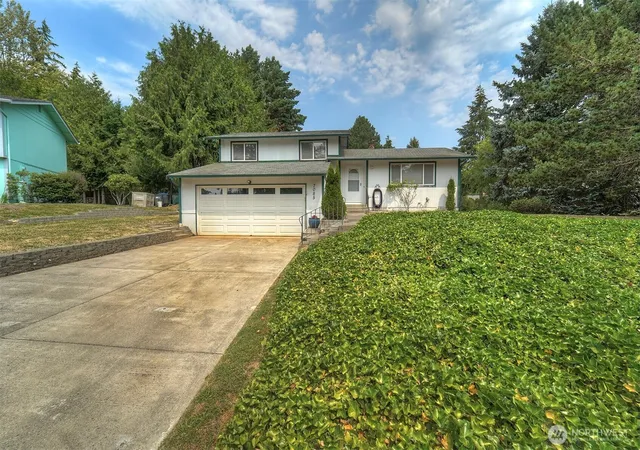 Photo 1 of Single family home for sale at 7085 Thebes St Ne, Bremerton, WA 98311 | MLS# NWM2559935 | Listing updated on 2026-09-22