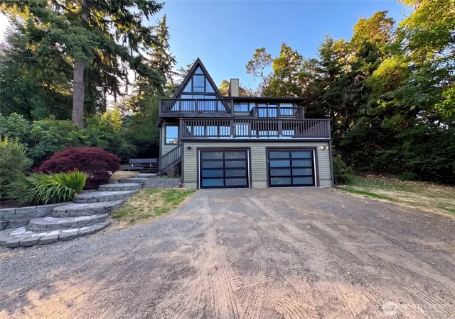 Photo 1 of Single family home for sale at 4510 244th Street, Vashon, WA 98070 | MLS# NWM2559961 | Listing updated on 2026-10-01