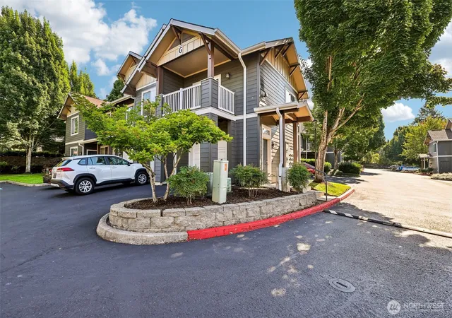 Photo 1 of Condo for sale at 10800 Se 17th Circle #86G, Vancouver, WA 98664 | MLS# NWM2560016 | Listing updated on 2026-09-23