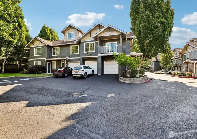 Photo 2 of Condo for sale at 10800 Se 17th Circle #86G, Vancouver, WA 98664 | MLS# NWM2560016 | Listing updated on 2026-09-23