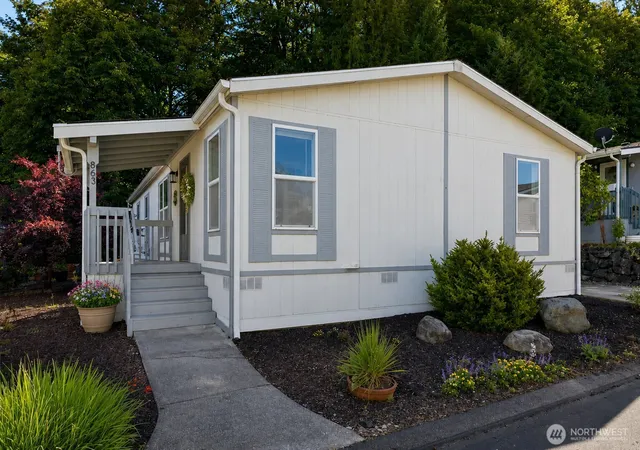 Photo 1 of Manufactured home for sale at 863 Ne Saturn Ln #174, Bremerton, WA 98311 | MLS# NWM2560018 | Listing updated on 2026-09-22
