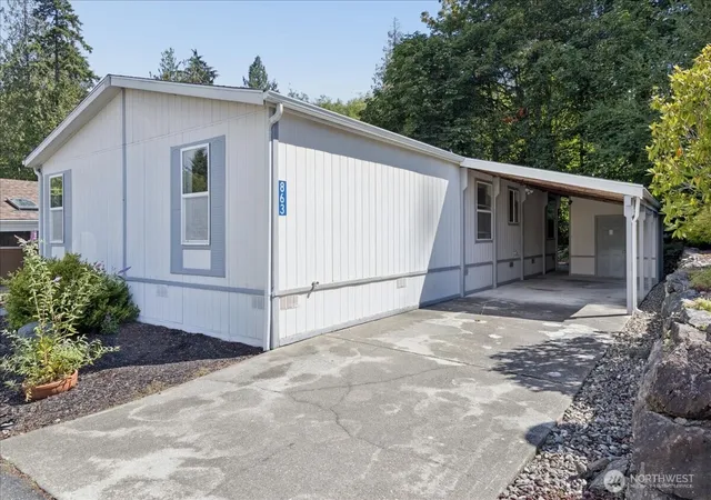 Photo 2 of Manufactured home for sale at 863 Ne Saturn Ln #174, Bremerton, WA 98311 | MLS# NWM2560018 | Listing updated on 2026-09-22
