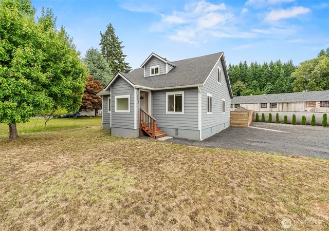 Photo 1 of Single family home for sale at 1404 Nw Kerron St, Winlock, WA 98596 | MLS# NWM2560041 | Listing updated on 2026-09-23