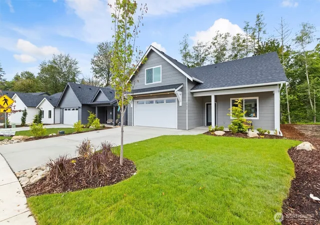 Photo 3 of Sale Pending at 2968 Cedar View Way, Blaine, WA 98230 | MLS# NWM2560065 | Listing updated on 2026-10-01