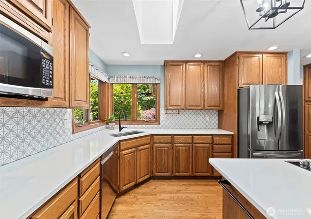 Photo 4 of Single family home for sale at 22200 Sweeney Rd SE, Maple Valley, WA 98038 | MLS# NWM2560076 | Listing updated on 2026-09-23