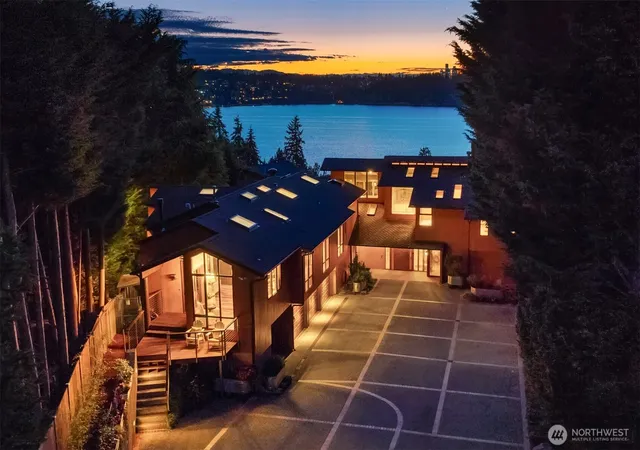 Photo 3 of Mansion for sale at 7445 Se 71st Street, Mercer Island, WA 98040 | MLS# NWM2560135 | Listing updated on 2026-09-26