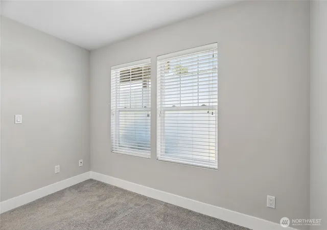 Photo 4 of Townhouse for sale at 14403 34th Lane S, Tukwila, WA 98168 | MLS# NWM2560136 | Listing updated on 2026-09-25