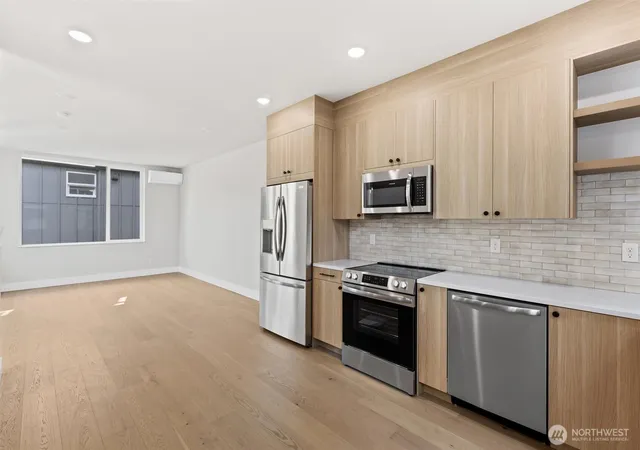 Photo 3 of Townhouse for sale at 1407 29th Avenue #B, Seattle, WA 98122 | MLS# NWM2560144 | Listing updated on 2026-10-01