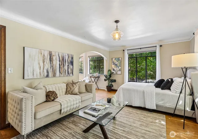 Photo 3 of Condo for sale at 3121 Franklin Ave E #1, Seattle, WA 98102 | MLS# NWM2560151 | Listing updated on 2026-09-25