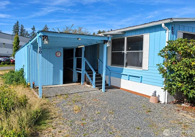 Photo 3 of Manufactured home for sale at 6206 188th Street Ne #50, Arlington, WA 98223 | MLS# NWM2560173 | Listing updated on 2026-09-25