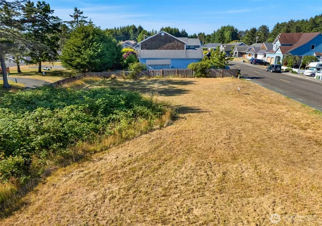 Photo 2 of Land for sale at 2701 Sea Crst Ave N, Long Beach, WA 98631 | MLS# NWM2560182 | Listing updated on 2026-09-23