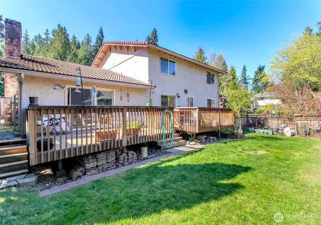 Photo 4 of Single family home for sale at 6220 81st Street E, Puyallup, WA 98371 | MLS# NWM2560189 | Listing updated on 2026-09-29
