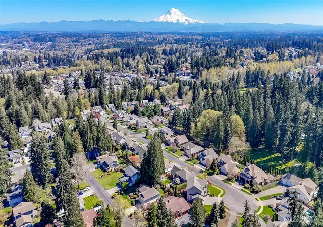 Photo 3 of Single family home for sale at 6220 81st Street E, Puyallup, WA 98371 | MLS# NWM2560189 | Listing updated on 2026-09-29