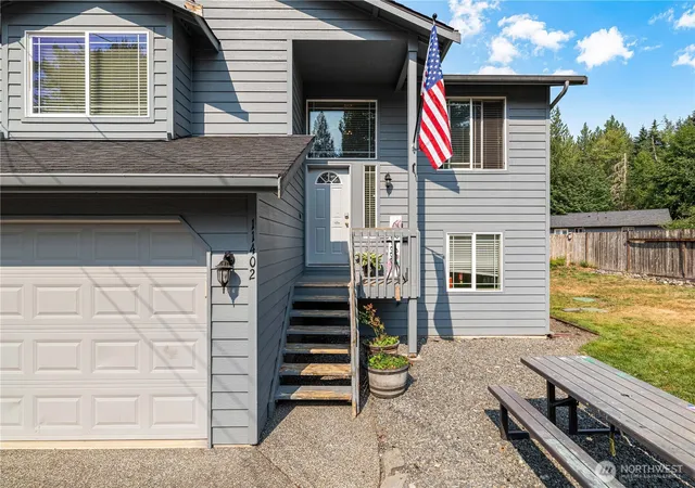 Photo 3 of Single family home for sale at 11402 192nd Drive Ne, Arlington, WA 98223 | MLS# NWM2560245 | Listing updated on 2026-10-01