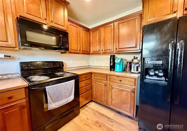 Photo 3 of Townhouse for sale at 316 Helen St, Sedro Woolley, WA 98284 | MLS# NWM2560253 | Listing updated on 2026-09-30