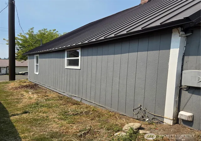 Photo 2 of Single family home for sale at 8021 State Route 903, Ronald, WA 98940 | MLS# NWM2560262 | Listing updated on 2026-09-23