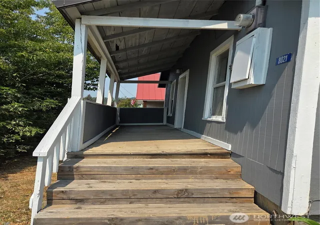 Photo 3 of Single family home for sale at 8021 State Route 903, Ronald, WA 98940 | MLS# NWM2560262 | Listing updated on 2026-09-23