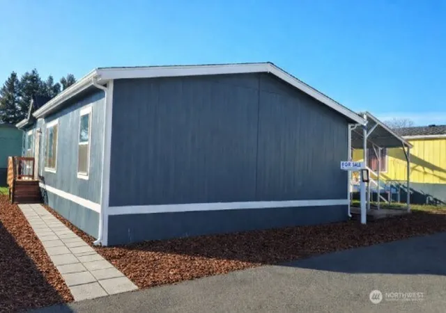 Photo 1 of Manufactured home for sale at 4501 Addy St #121, Washougal, WA 98671 | MLS# NWM2560265 | Listing updated on 2026-09-23