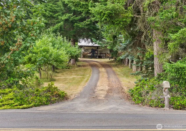 Photo 3 of Sale Pending at 341 Frogner Rd, Chehalis, WA 98532 | MLS# NWM2560282 | Listing updated on 2026-09-25