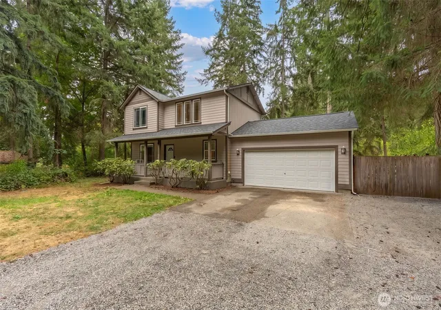 Photo 2 of Single family home for sale at 17015 Arborvitae Ct Se, Yelm, WA 98597 | MLS# NWM2560286 | Listing updated on 2026-10-01