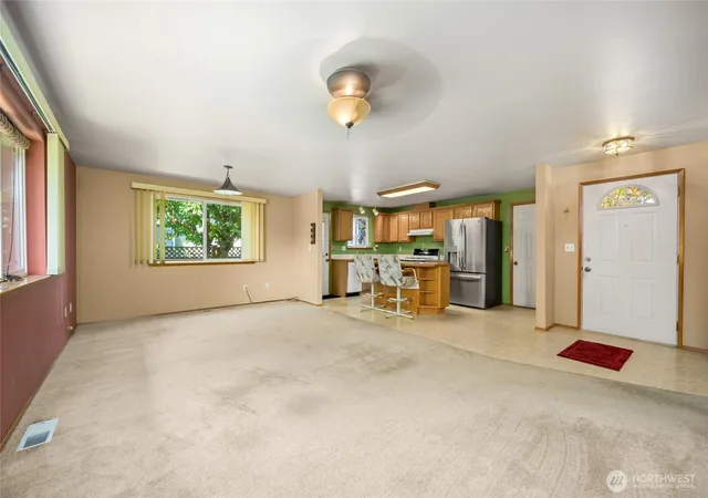 Photo 4 of Sale Pending at 4789 Bayshore Dr, Blaine, WA 98230 | MLS# NWM2560340 | Listing updated on 2026-09-22