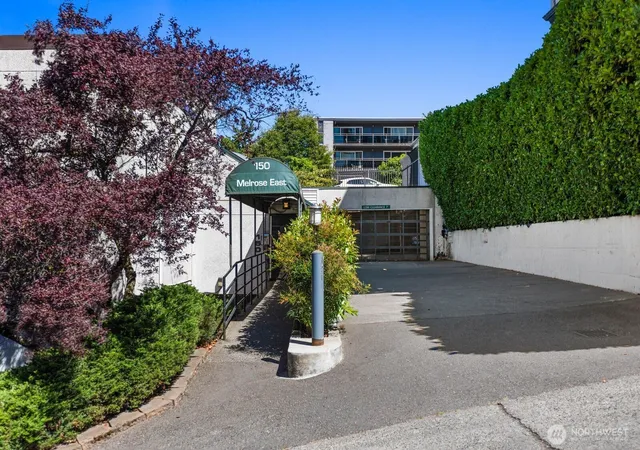 Photo 2 of Condo for sale at 150 Melrose Ave E #504, Seattle, WA 98102 | MLS# NWM2560345 | Listing updated on 2026-09-23