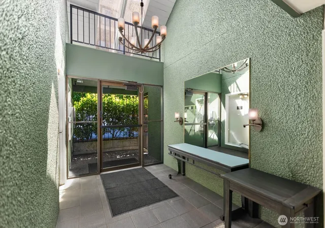 Photo 3 of Condo for sale at 150 Melrose Ave E #504, Seattle, WA 98102 | MLS# NWM2560345 | Listing updated on 2026-09-23