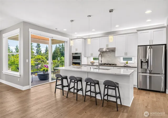 Photo 4 of Townhouse for sale at 17051 8th Avenue NE, Shoreline, WA 98155 | MLS# NWM2560346 | Listing updated on 2026-09-23