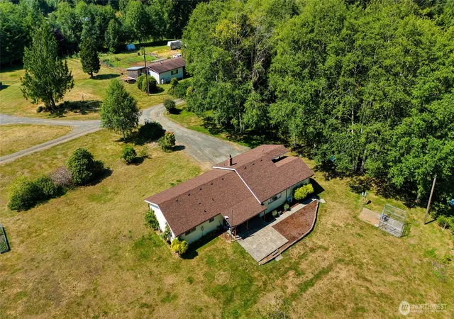 Photo 3 of Single family home for sale at 39 Neilton Ln, Neilton, WA 98566 | MLS# NWM2560357 | Listing updated on 2026-09-23