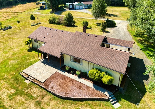 Photo 4 of Single family home for sale at 39 Neilton Ln, Neilton, WA 98566 | MLS# NWM2560357 | Listing updated on 2026-09-23