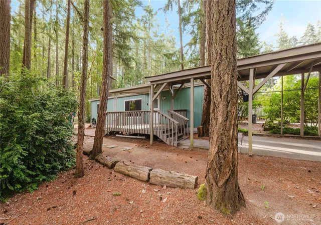 Photo 3 of Manufactured home for sale at 5673 Bethel Rd Se #44, Port Orchard, WA 98367 | MLS# NWM2560370 | Listing updated on 2026-09-23