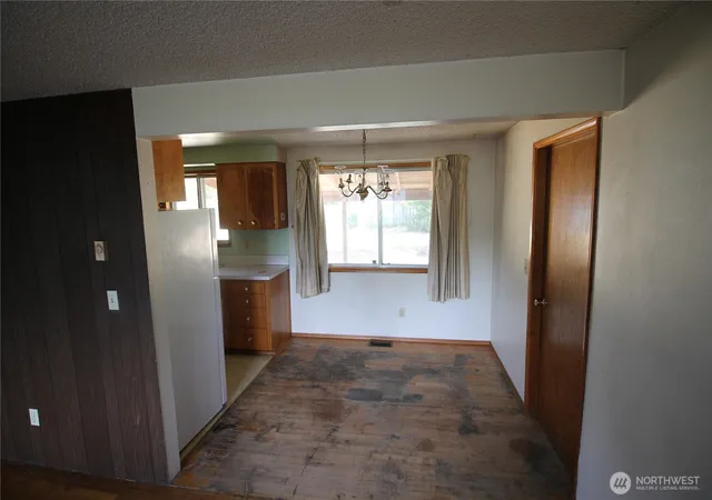 Photo 3 of Sale Pending at 2612 NE 98th Avenue, Vancouver, WA 98662 | MLS# NWM2560381 | Listing updated on 2026-09-25