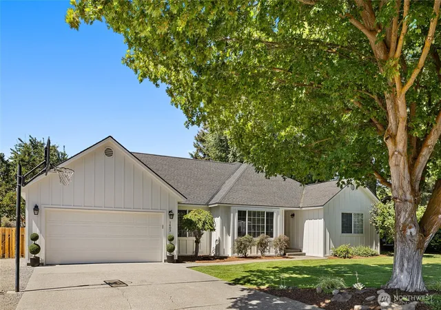 Photo 2 of Single family home for sale at 1403 N Thayer Ave, Ellensburg, WA 98926 | MLS# NWM2560398 | Listing updated on 2026-10-01