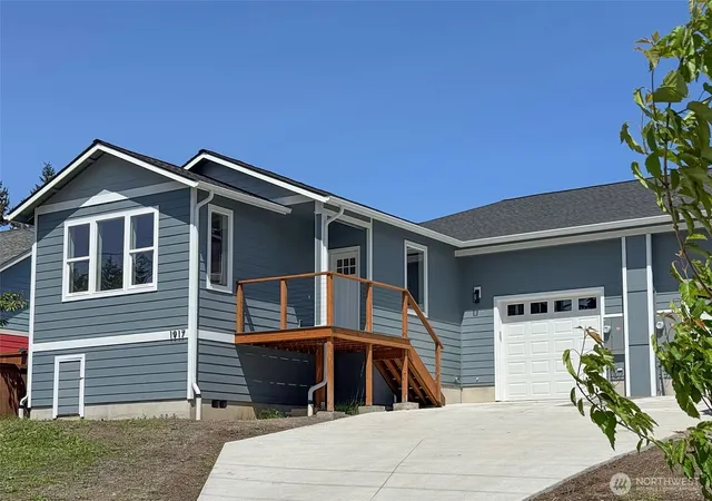 Photo 2 of Townhouse for sale at 1917 W 10th Street, Port Angeles, WA 98363 | MLS# NWM2560443 | Listing updated on 2026-09-23