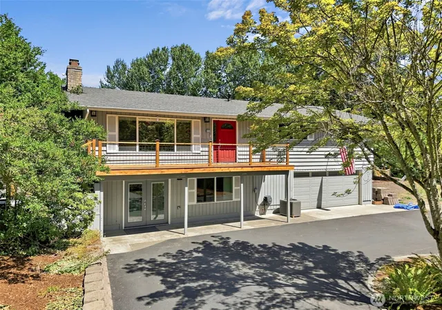 Photo 2 of Single family home for sale at 629 43rd Avenue Sw, Puyallup, WA 98373 | MLS# NWM2560444 | Listing updated on 2026-09-28