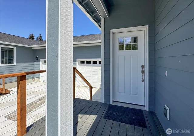 Photo 3 of Townhouse for sale at 1911 W 10th Street, Port Angeles, WA 98363 | MLS# NWM2560446 | Listing updated on 2026-09-23