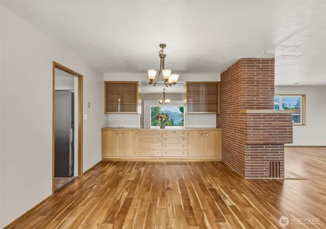 Photo 4 of Single family home for sale at 135 Victoria St, Longview, WA 98632 | MLS# NWM2560472 | Listing updated on 2026-09-28